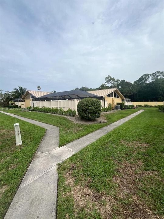 Activo con contrato: $3,000 (3 camas, 2 baños, 1276 Pies cuadrados)