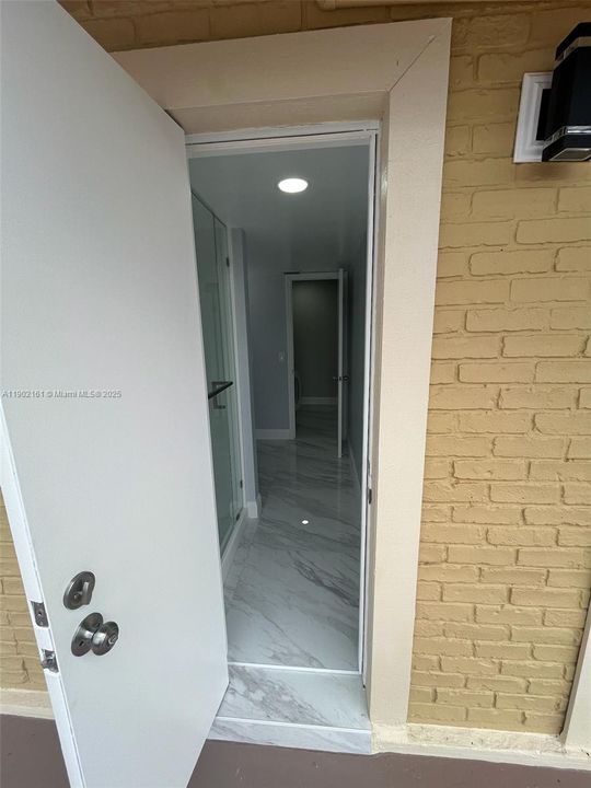 Activo con contrato: $3,000 (3 camas, 2 baños, 1276 Pies cuadrados)