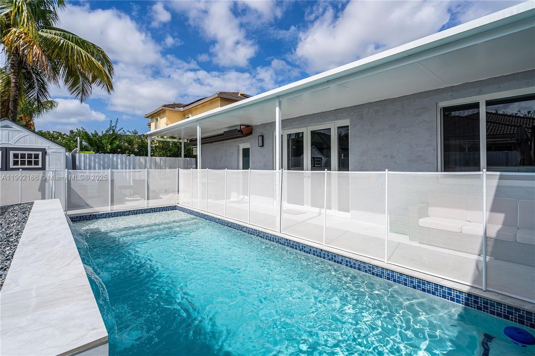 Active With Contract: $5,800 (4 beds, 3 baths, 1938 Square Feet)