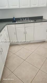 Recently Rented: $1,750 (2 beds, 2 baths, 949 Square Feet)