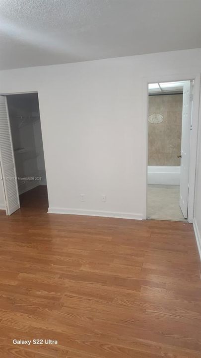 Recently Rented: $1,750 (2 beds, 2 baths, 949 Square Feet)