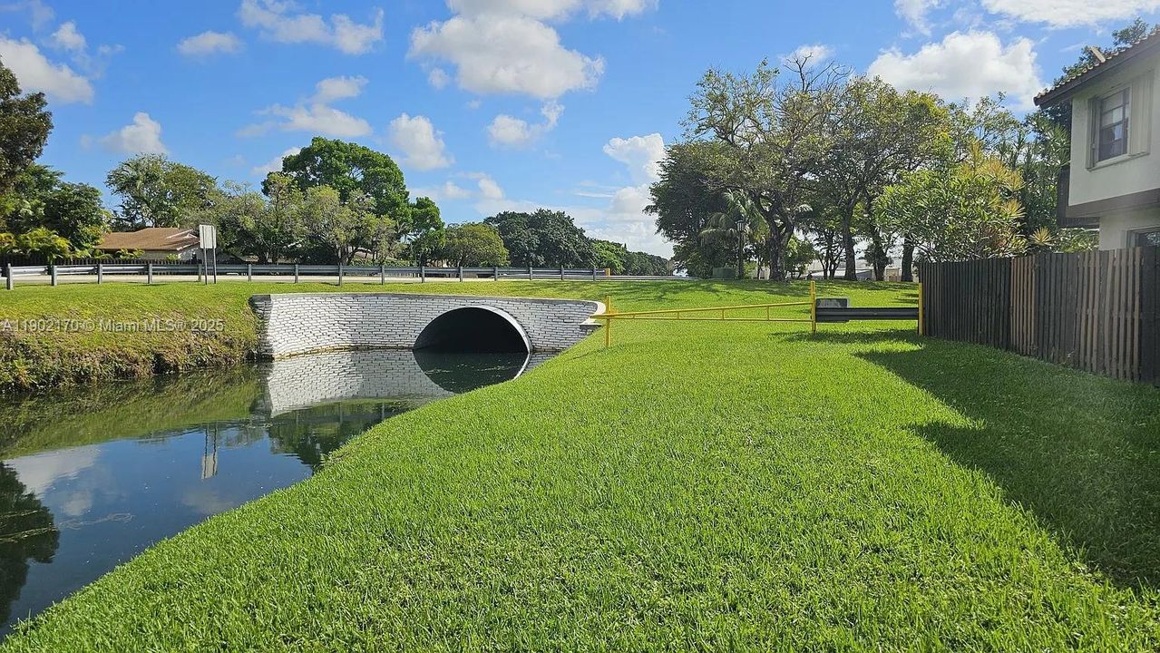 For Rent: $2,900 (3 beds, 2 baths, 1340 Square Feet)