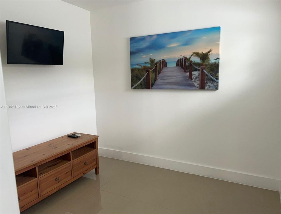 For Rent: $1,500 (1 beds, 1 baths, 0 Square Feet)