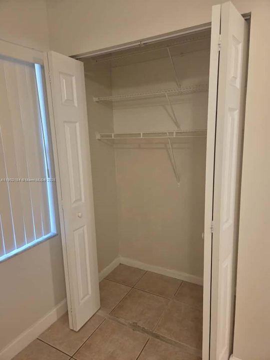 出租: $1,850 (2 贝兹, 2 浴室, 926 平方英尺)