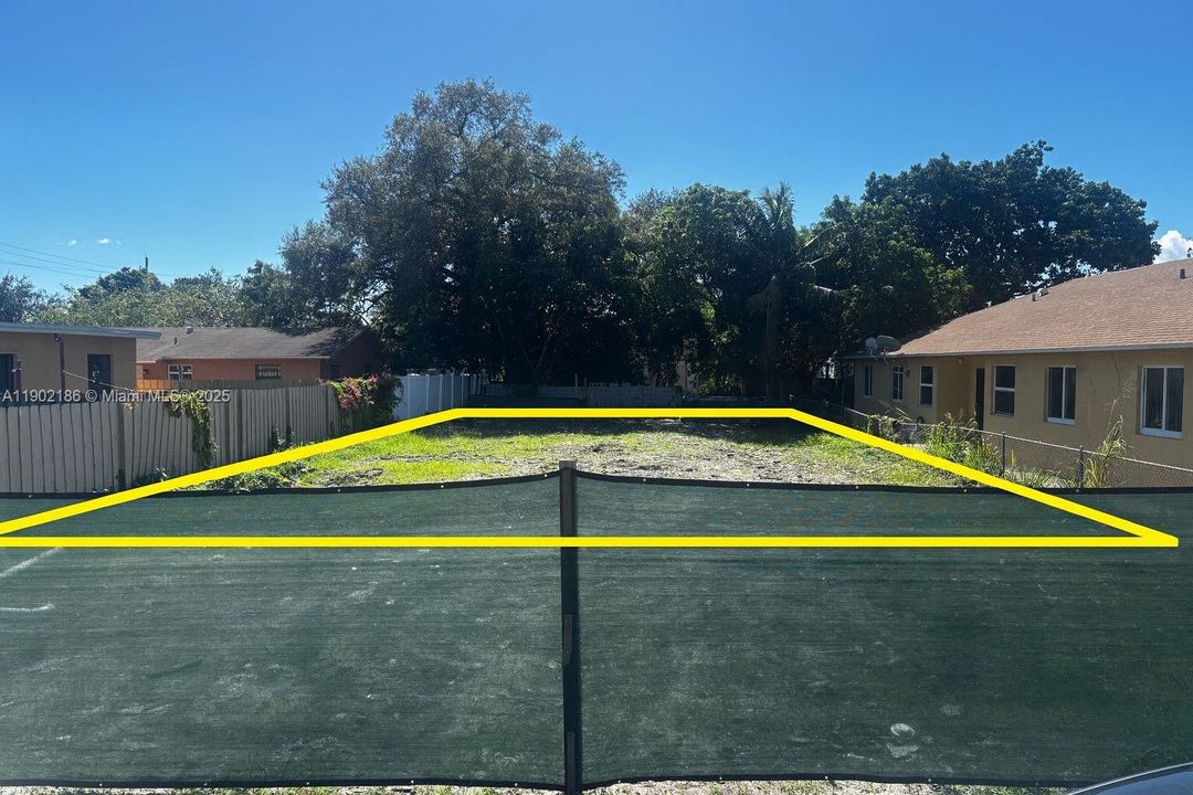 For Sale: $290,000 (0 beds, 0 baths, 1515 Square Feet)