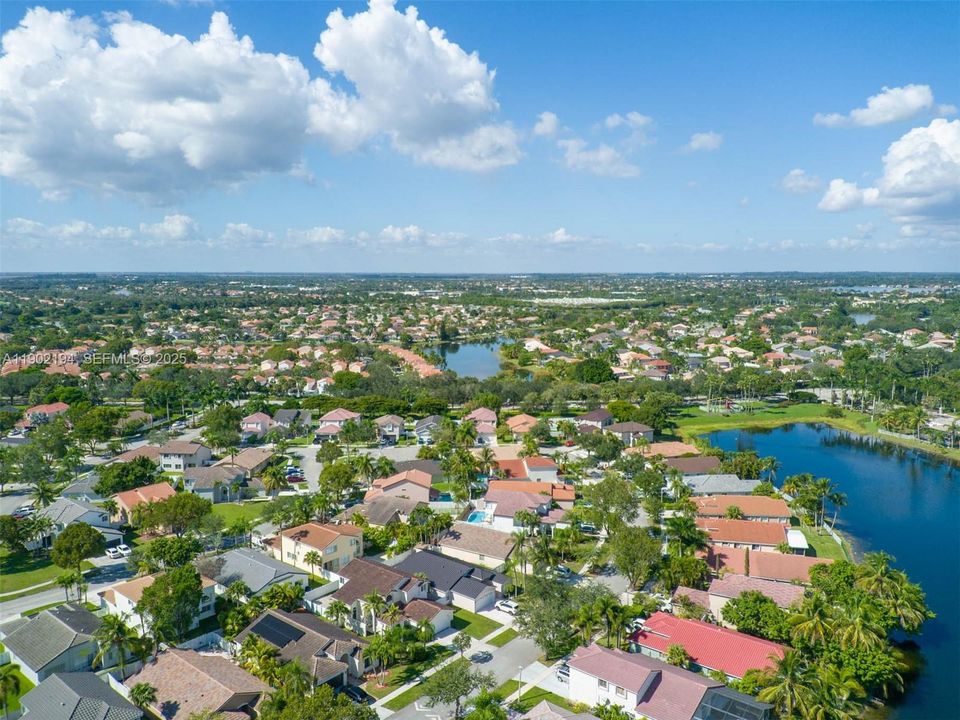 For Sale: $789,000 (4 beds, 3 baths, 2255 Square Feet)