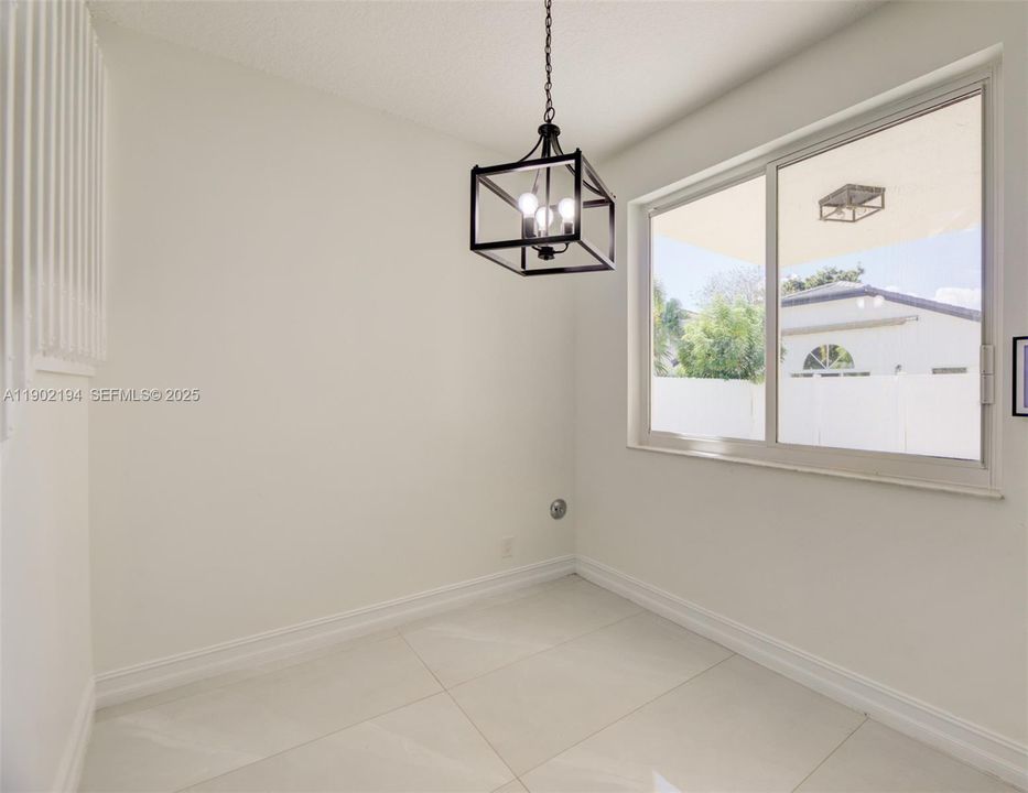 For Sale: $789,000 (4 beds, 3 baths, 2255 Square Feet)