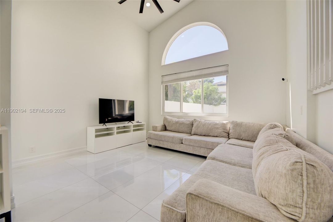 For Sale: $789,000 (4 beds, 3 baths, 2255 Square Feet)