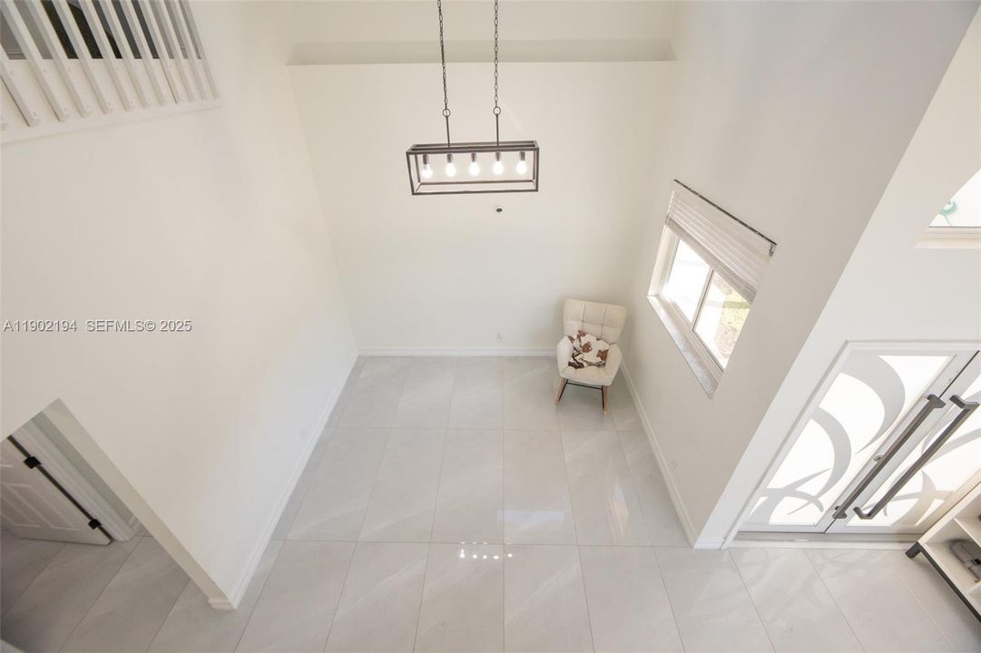 For Sale: $789,000 (4 beds, 3 baths, 2255 Square Feet)