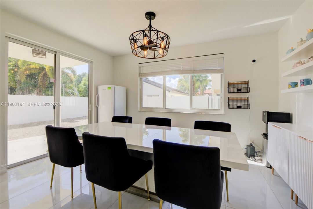 For Sale: $789,000 (4 beds, 3 baths, 2255 Square Feet)