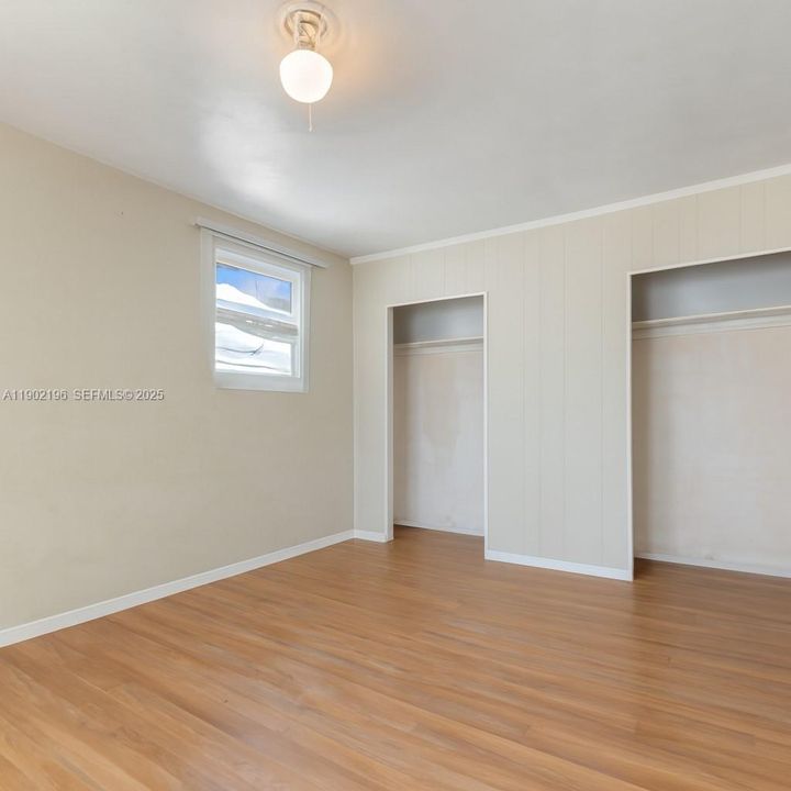 Recently Sold: $225,000 (3 beds, 1 baths, 1272 Square Feet)