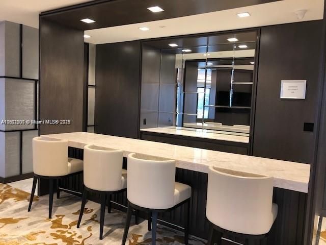 Recently Rented: $6,000 (3 beds, 2 baths, 2360 Square Feet)