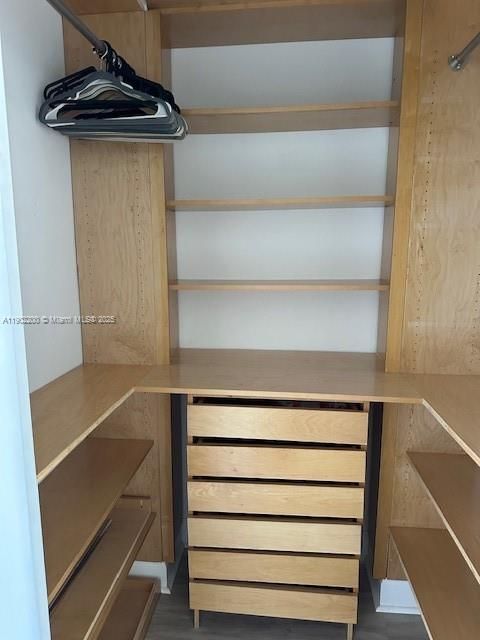 Recently Rented: $6,000 (3 beds, 2 baths, 2360 Square Feet)