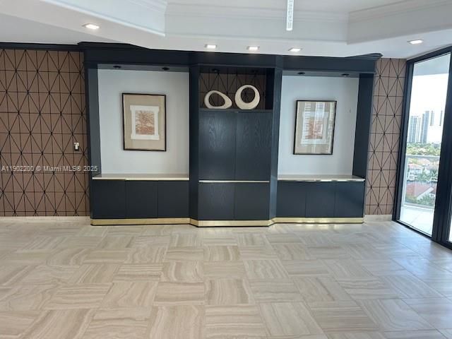 Recently Rented: $6,000 (3 beds, 2 baths, 2360 Square Feet)