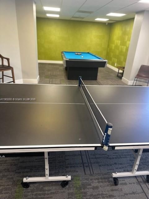 Recently Rented: $6,000 (3 beds, 2 baths, 2360 Square Feet)