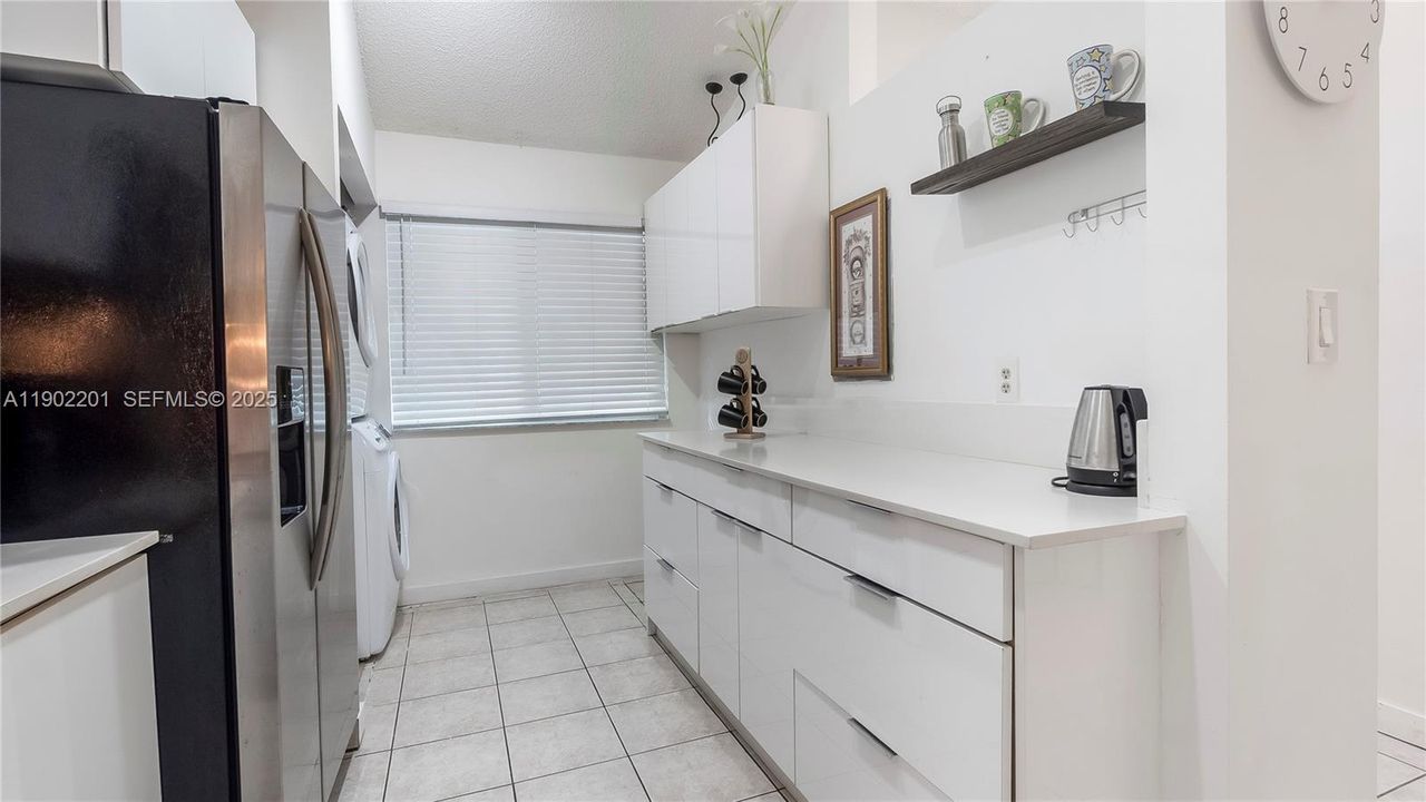 For Rent: $2,750 (3 beds, 2 baths, 1064 Square Feet)