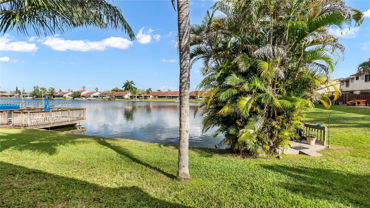 For Rent: $2,750 (3 beds, 2 baths, 1064 Square Feet)