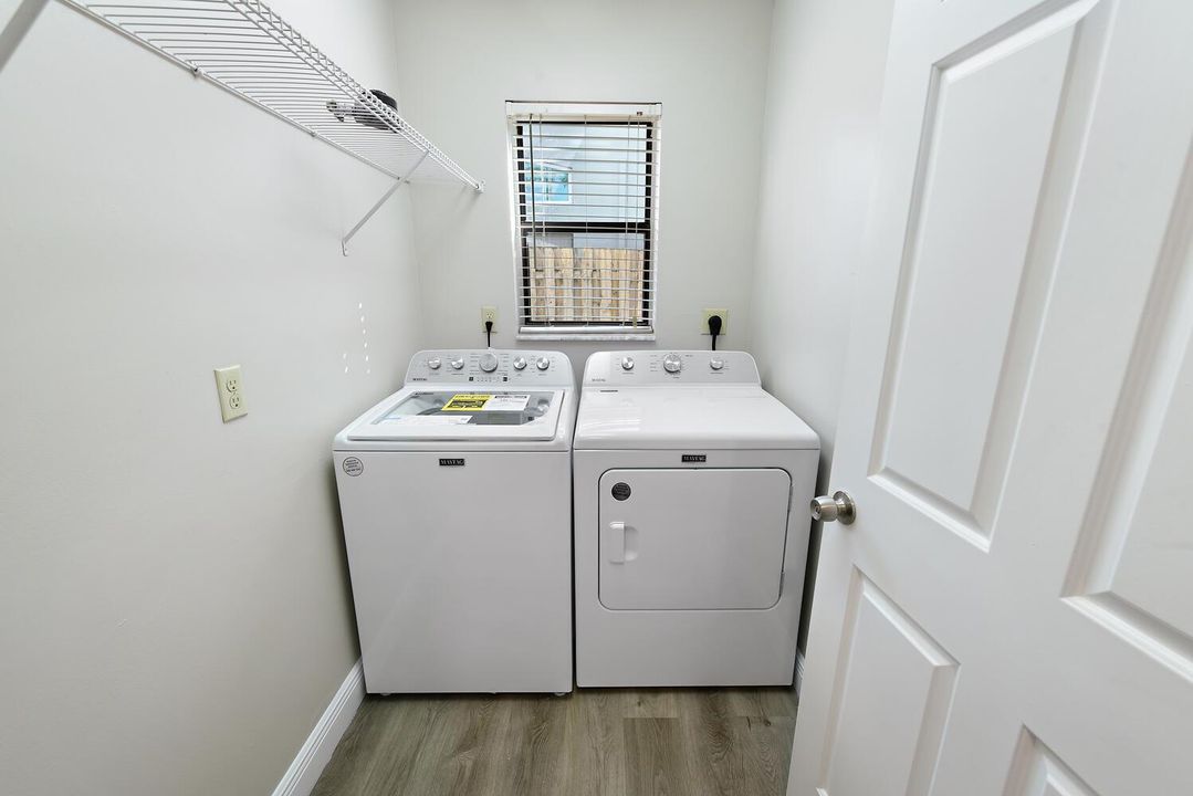 916 Daffodil Dr Wellington FL-large-013-