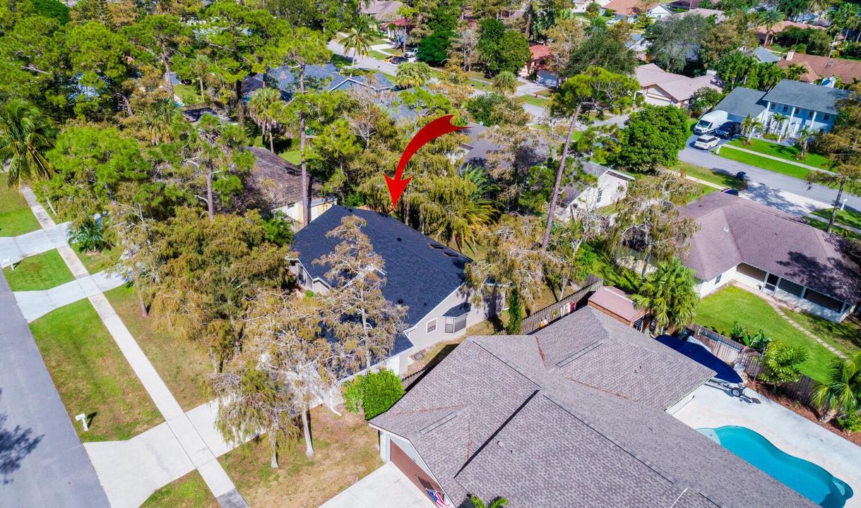 916 Daffodil Dr Wellington FL-large-026-