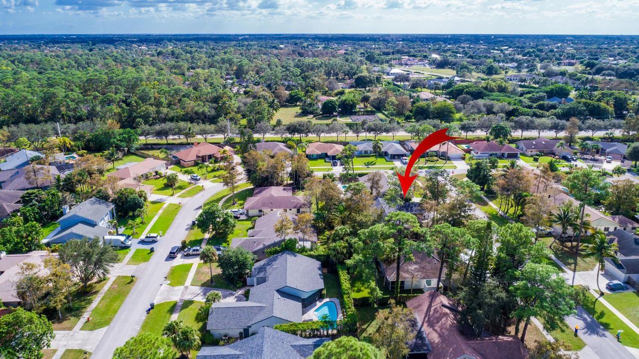916 Daffodil Dr Wellington FL-large-030-