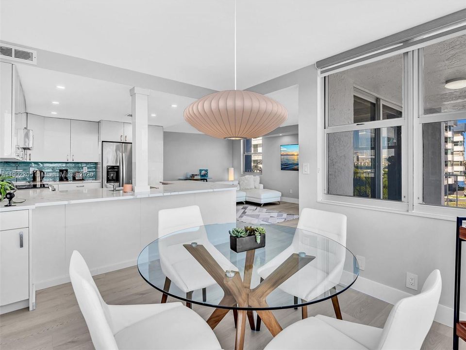 Active With Contract: $450,000 (2 beds, 2 baths, 1213 Square Feet)