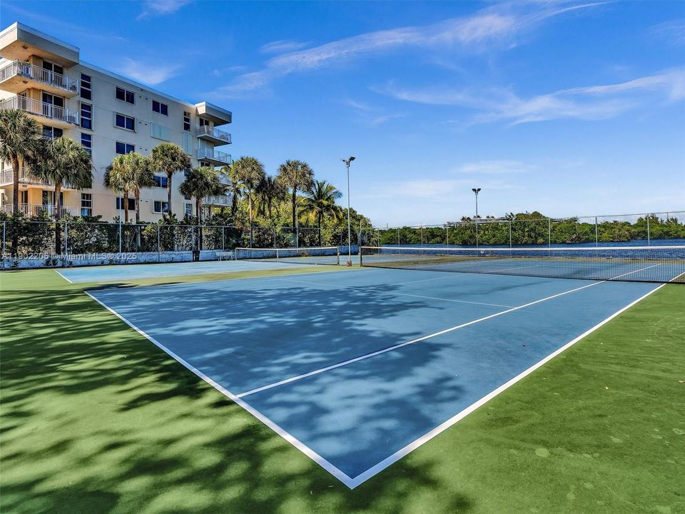 Community Tennis Courts
