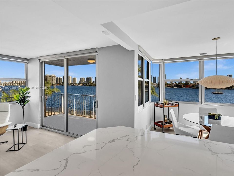 Active With Contract: $450,000 (2 beds, 2 baths, 1213 Square Feet)