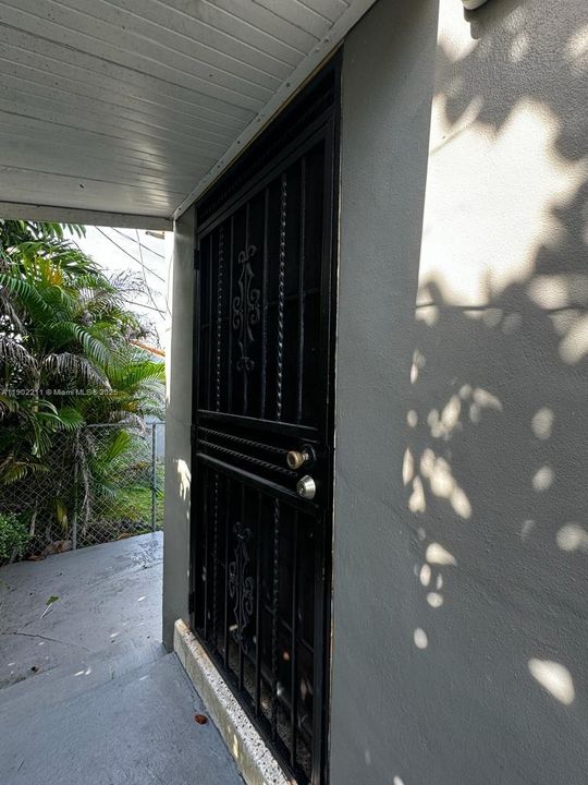 Recientemente alquilado: $1,700 (1 camas, 1 baños, 695 Pies cuadrados)