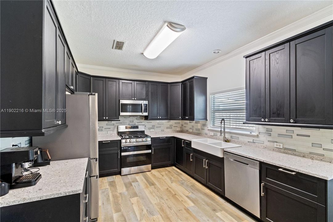 待售: $525,000 (4 贝兹, 3 浴室, 2868 平方英尺)