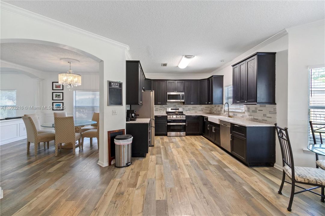 待售: $525,000 (4 贝兹, 3 浴室, 2868 平方英尺)