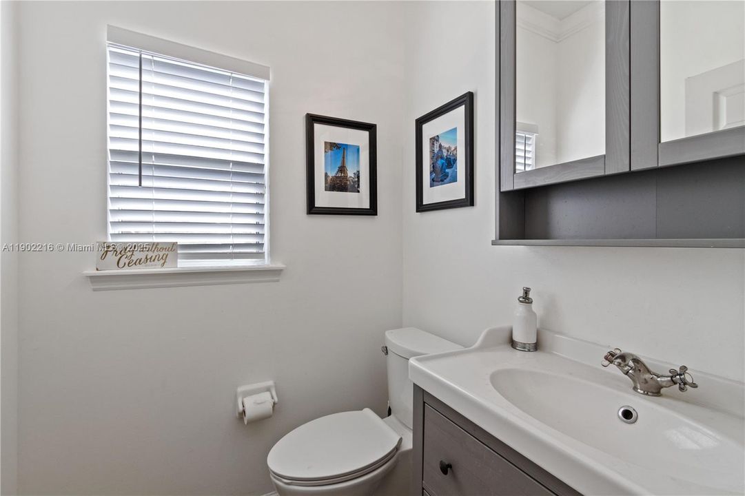 待售: $525,000 (4 贝兹, 3 浴室, 2868 平方英尺)