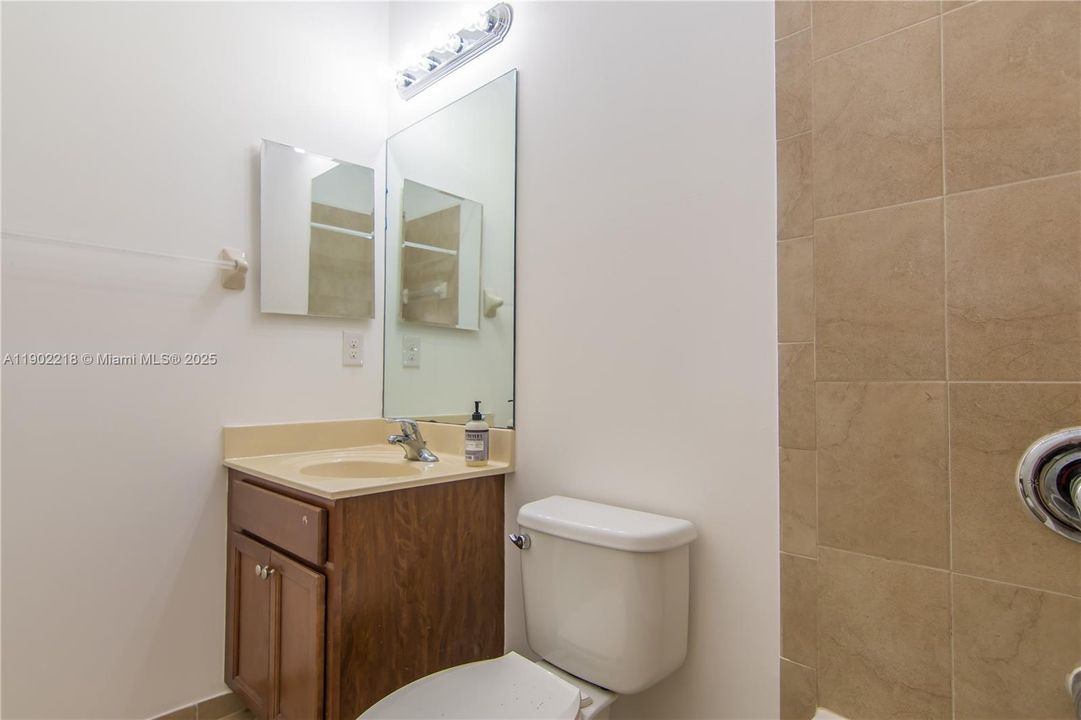 For Sale: $430,000 (4 beds, 3 baths, 1736 Square Feet)