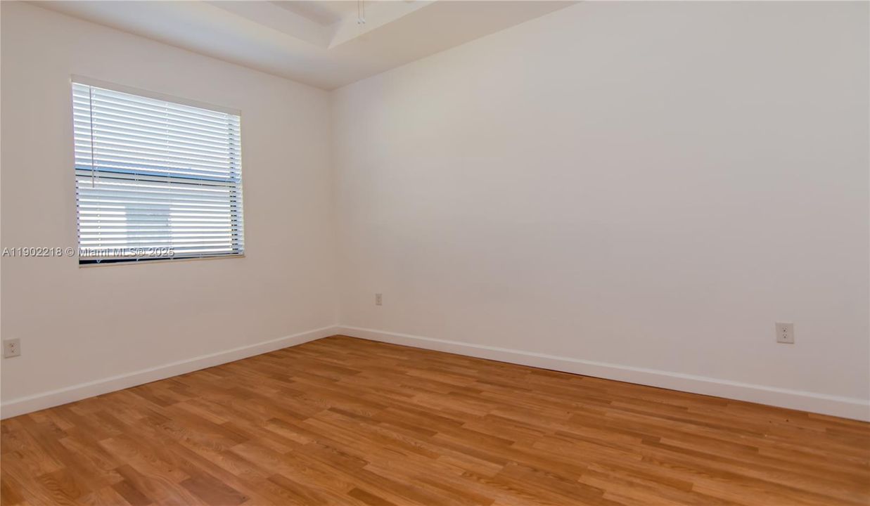 For Sale: $430,000 (4 beds, 3 baths, 1736 Square Feet)