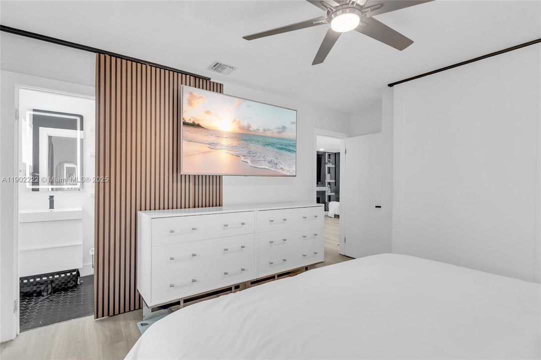 Active With Contract: $520,000 (5 beds, 4 baths, 1684 Square Feet)