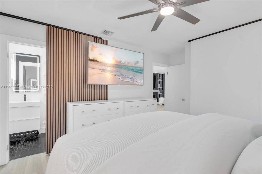 Active With Contract: $520,000 (5 beds, 4 baths, 1684 Square Feet)