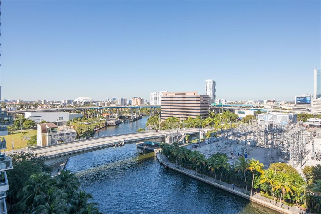 For Rent: $3,150 (1 beds, 1 baths, 795 Square Feet)