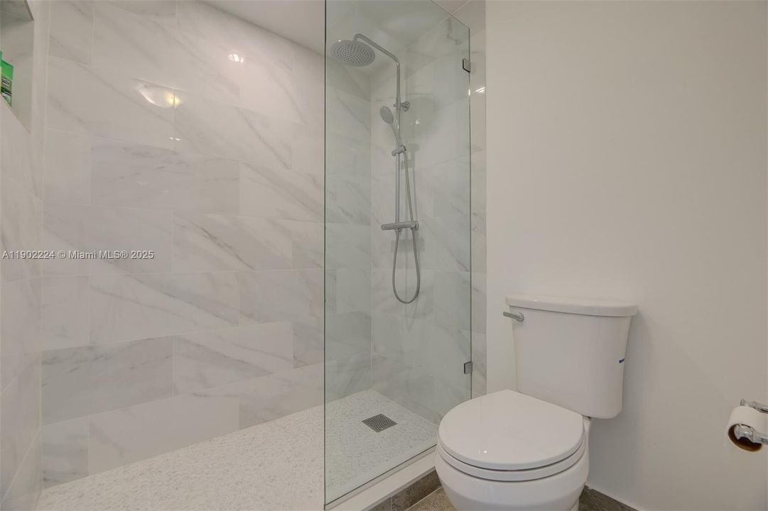 For Rent: $3,150 (1 beds, 1 baths, 795 Square Feet)