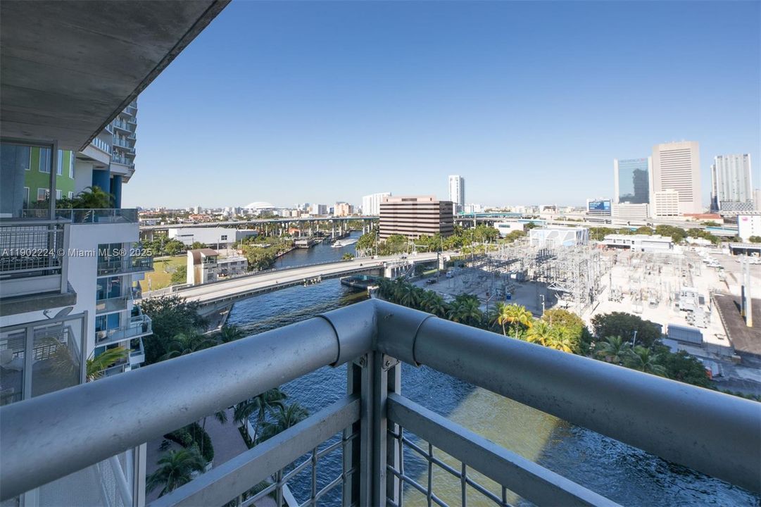 For Rent: $3,150 (1 beds, 1 baths, 795 Square Feet)