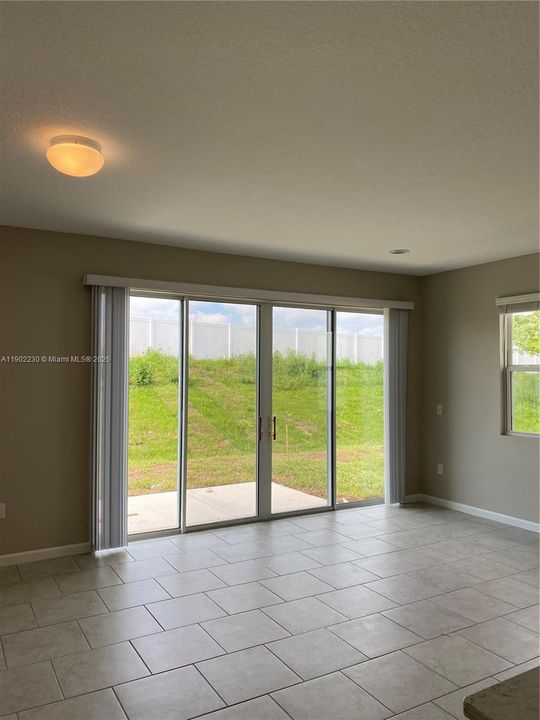 For Rent: $1,900 (3 beds, 2 baths, 0 Square Feet)