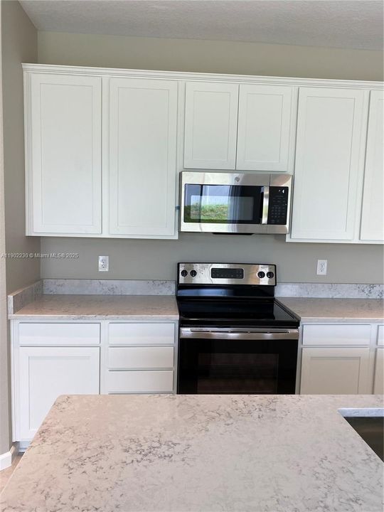 For Rent: $1,900 (3 beds, 2 baths, 0 Square Feet)