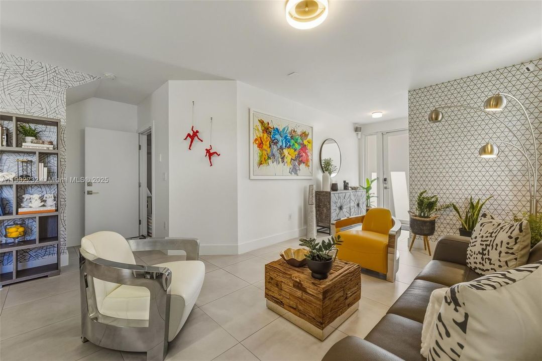 Active With Contract: $1,188,111 (4 beds, 3 baths, 2782 Square Feet)