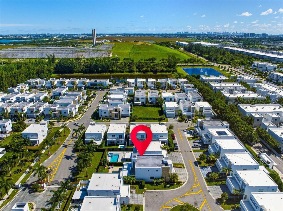 Active With Contract: $1,188,111 (4 beds, 3 baths, 2782 Square Feet)