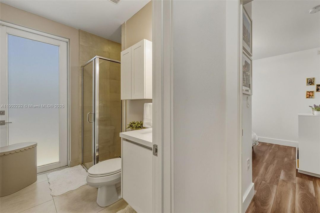 Active With Contract: $1,188,111 (4 beds, 3 baths, 2782 Square Feet)