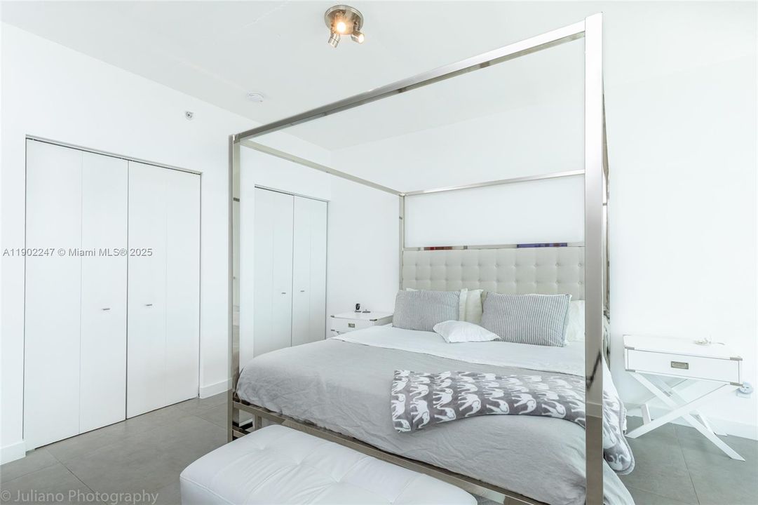 For Rent: $4,350 (3 beds, 2 baths, 1255 Square Feet)