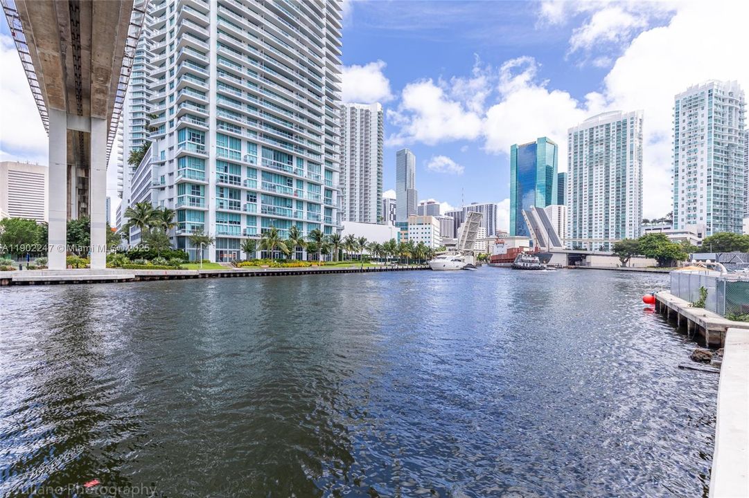 For Rent: $4,350 (3 beds, 2 baths, 1255 Square Feet)