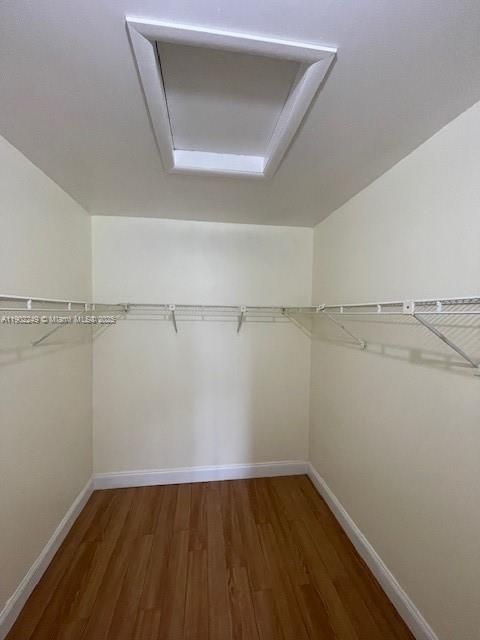 For Rent: $3,000 (3 beds, 2 baths, 1223 Square Feet)