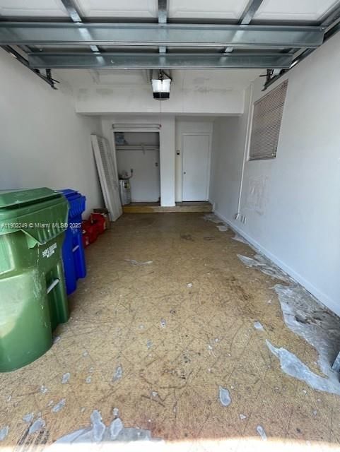 For Rent: $3,000 (3 beds, 2 baths, 1223 Square Feet)