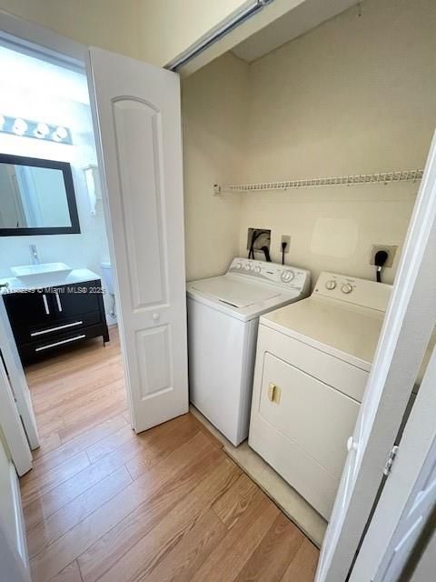 For Rent: $3,000 (3 beds, 2 baths, 1223 Square Feet)