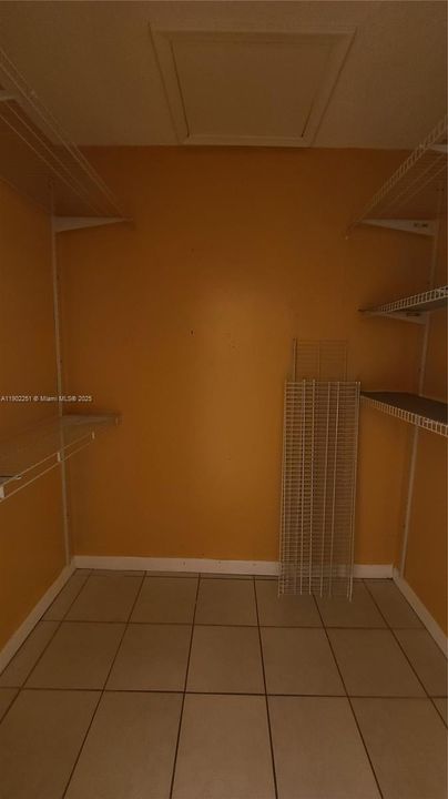 For Rent: $2,550 (2 beds, 2 baths, 1190 Square Feet)