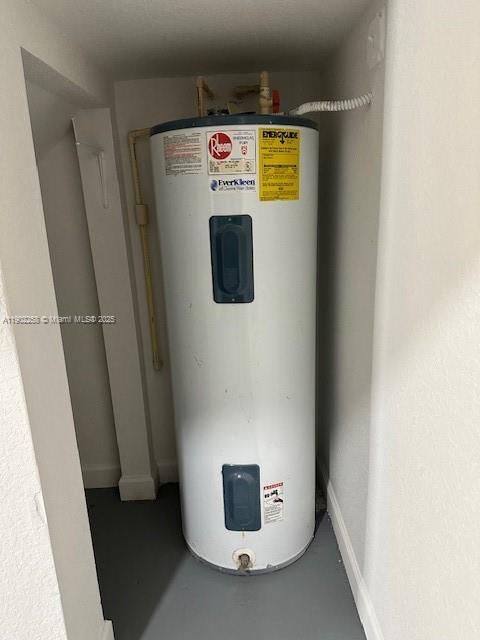 Activo con contrato: $530,000 (4 camas, 2 baños, 1780 Pies cuadrados)